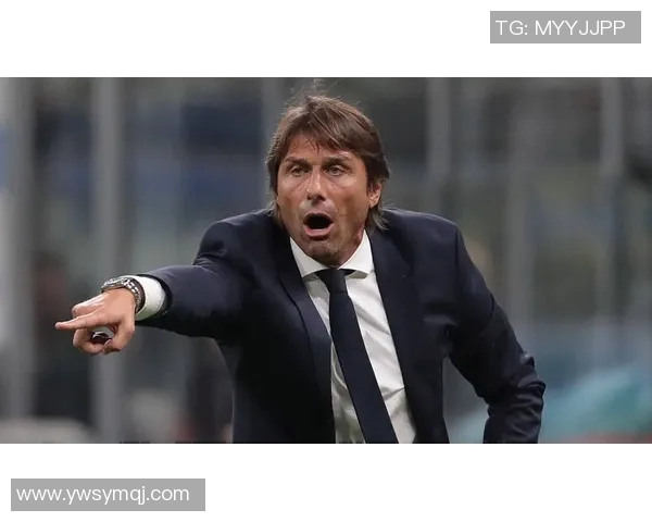 足球明星化身街头老人挑战路人反应引发热议